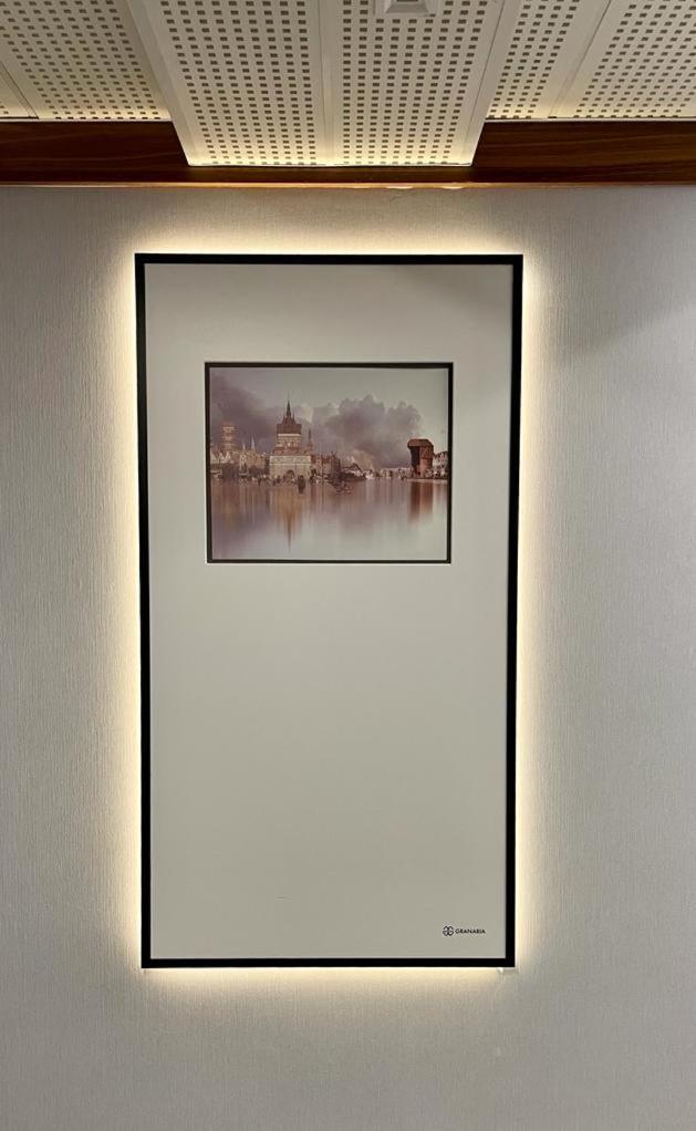 Baltic Riviera Apartments - Luxurious Apartment With Patio And River View グダニスク エクステリア 写真